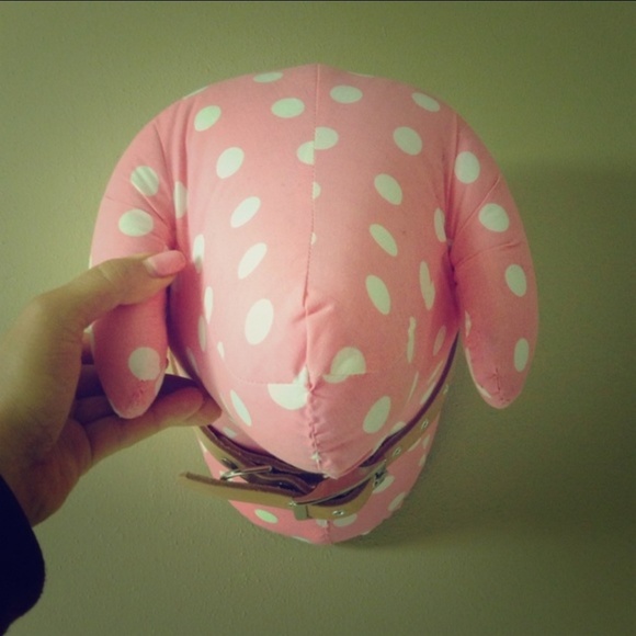 Major iso vs pink display dogs - Picture 3 of 3